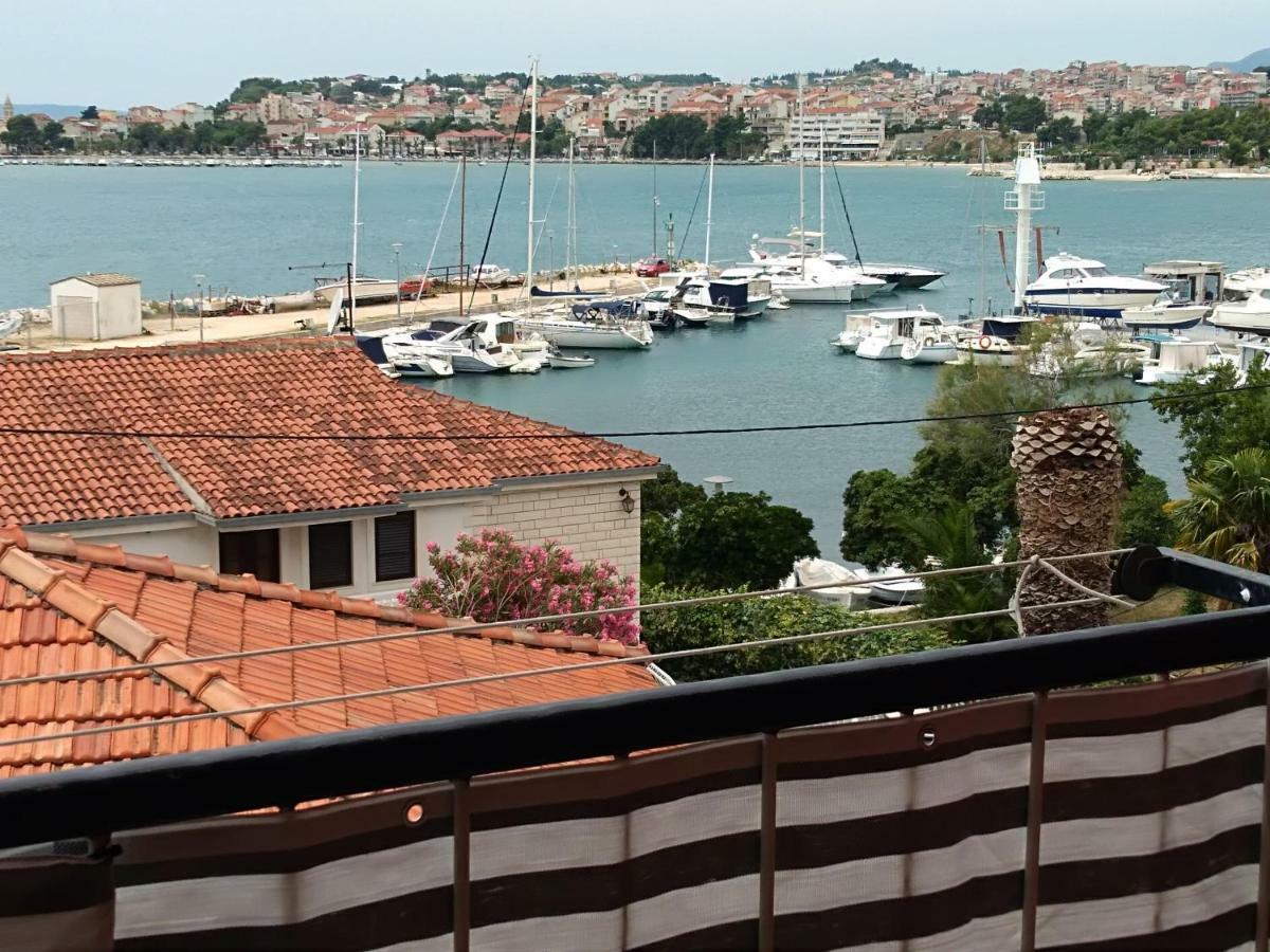 Apartments Pericic Podstrana Luaran gambar