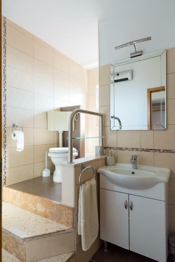 Apartments Pericic Podstrana Luaran gambar